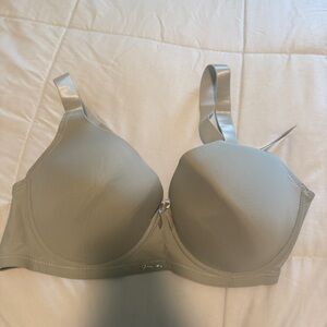 Grey Vadala underwire bra Size 42DD